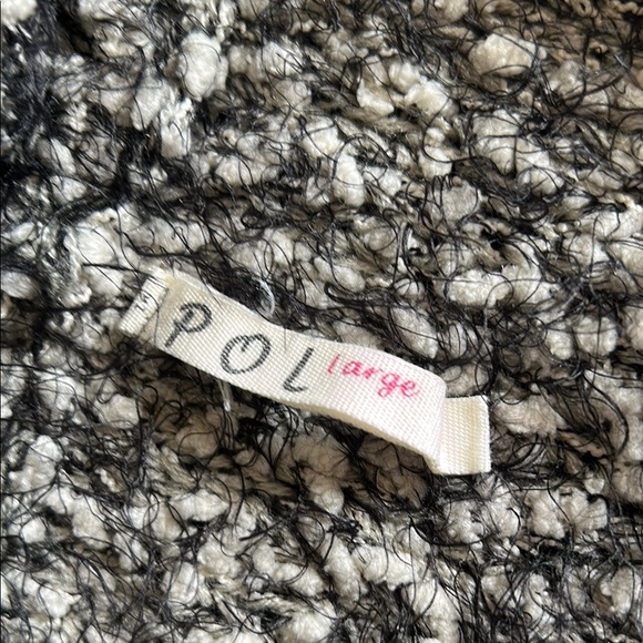 POL Chunky Oversized Cozy Black and White Knit Cardigan - Picture 7 of 9